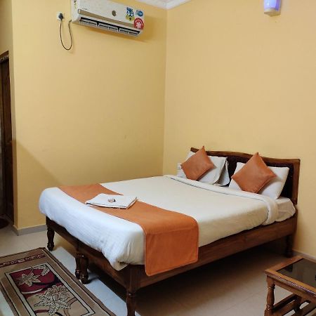 Hotel Sambit International, Near Sea Beach Puri Exterior photo