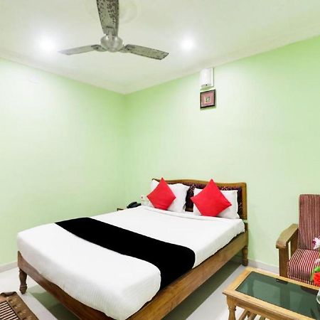 Hotel Sambit International, Near Sea Beach Puri Exterior photo